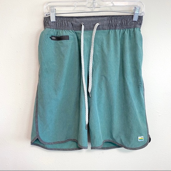 Vuori Men's Banks Shorts Sea Green Athletic Shorts medium - Picture 6 of 8